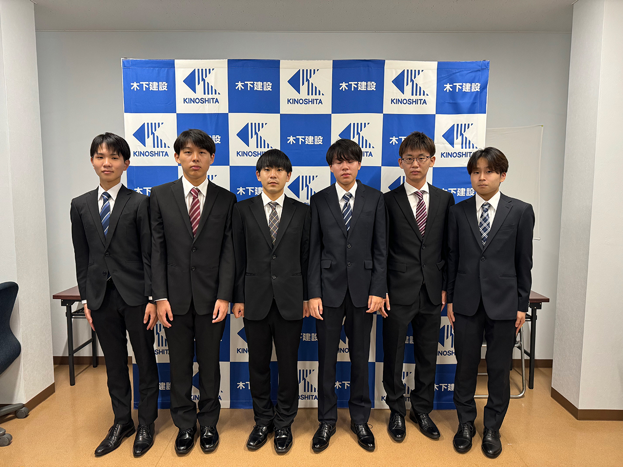 職場見学の様子