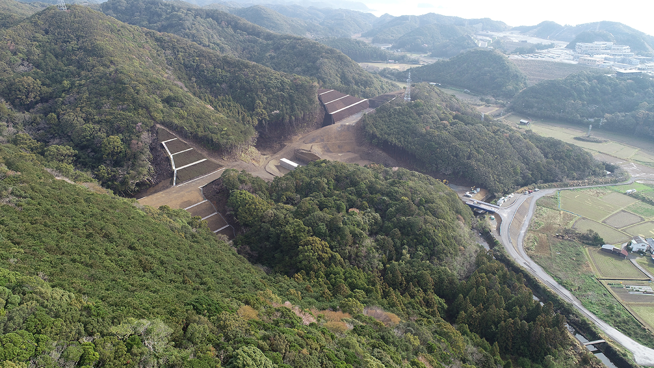 すさみ串本道路鬮野川西地区改良工事