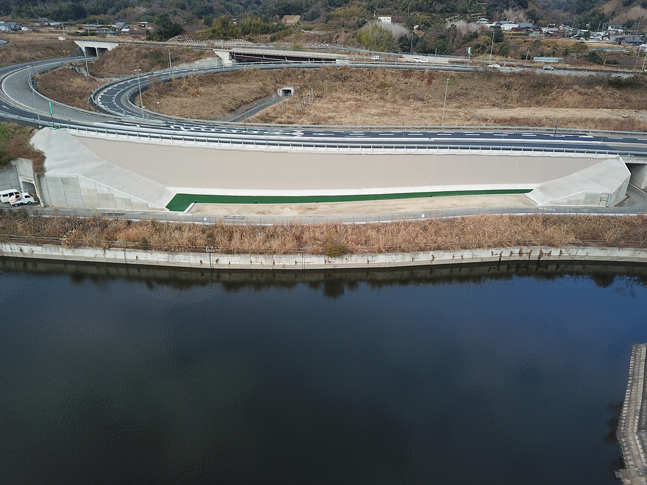 紀の川IC復旧対策他工事