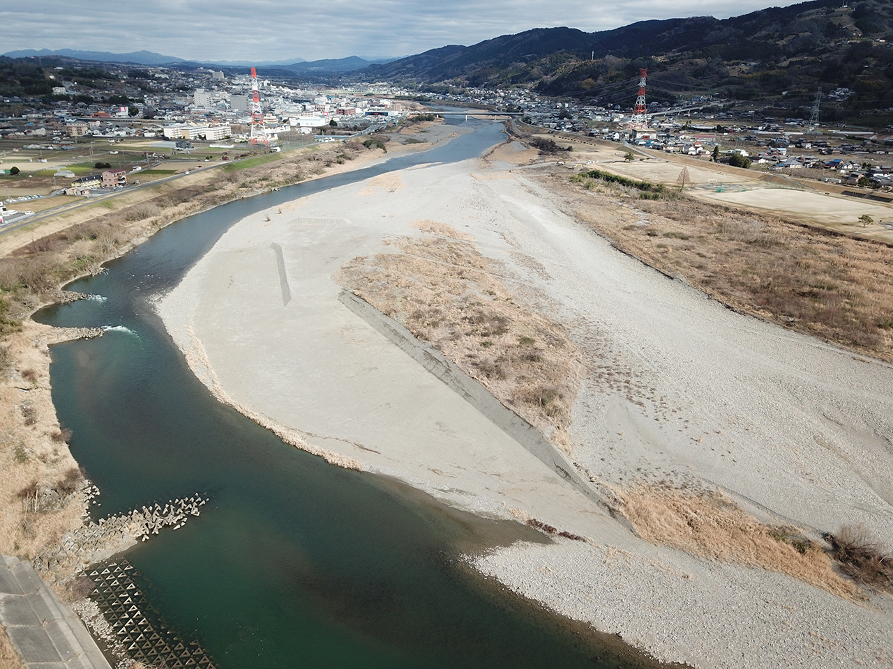 紀の川伐木・土砂除去工事