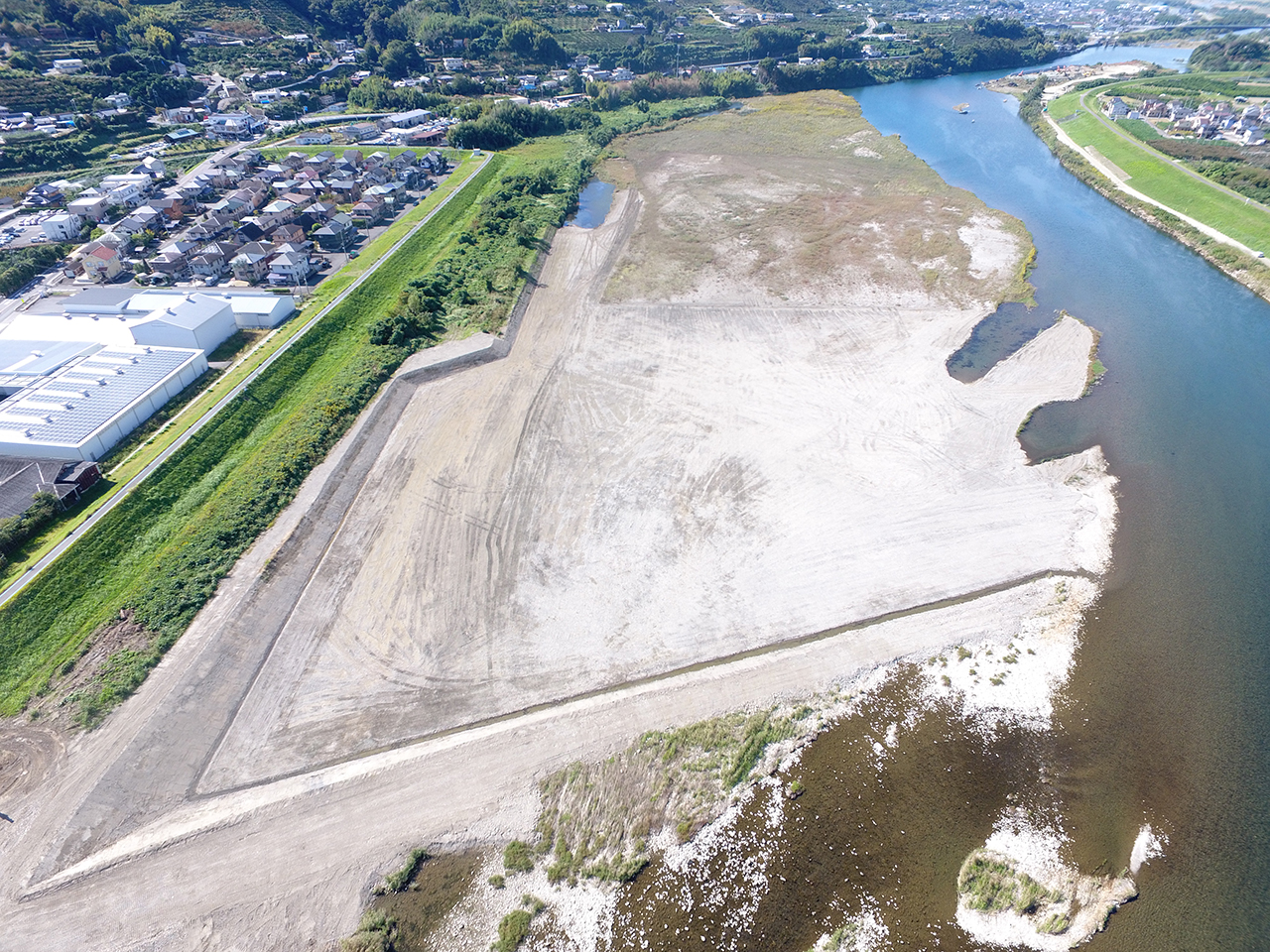 紀の川名手西野上流地区河道掘削工事