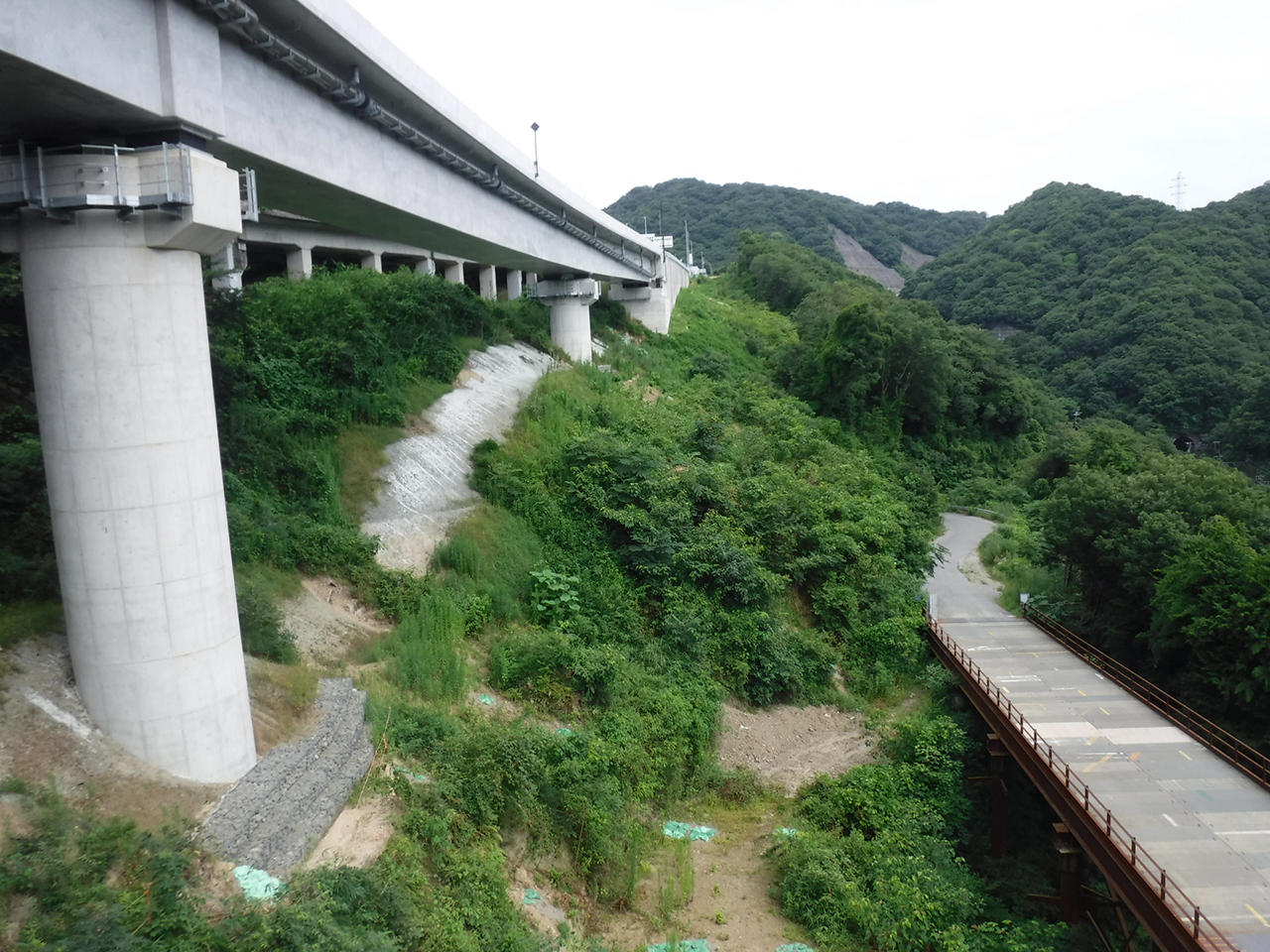 紀北西道路７工区他工事用道路撤去工事