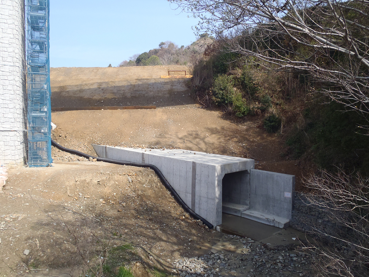 紀北西道路岩出IC・Bランプ他改良工事