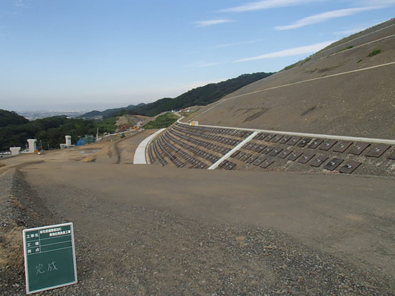 紀北西道路岩出IC本線東部北改良工事