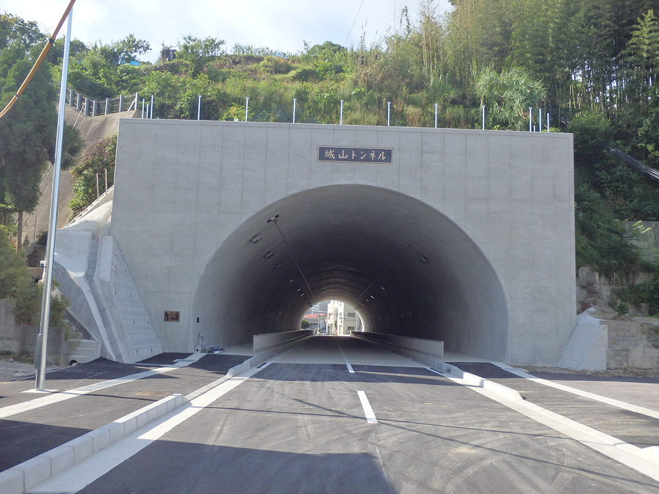 黒江築地線（仮称城山トンネル）道路改良工事（浅川・木下JV）