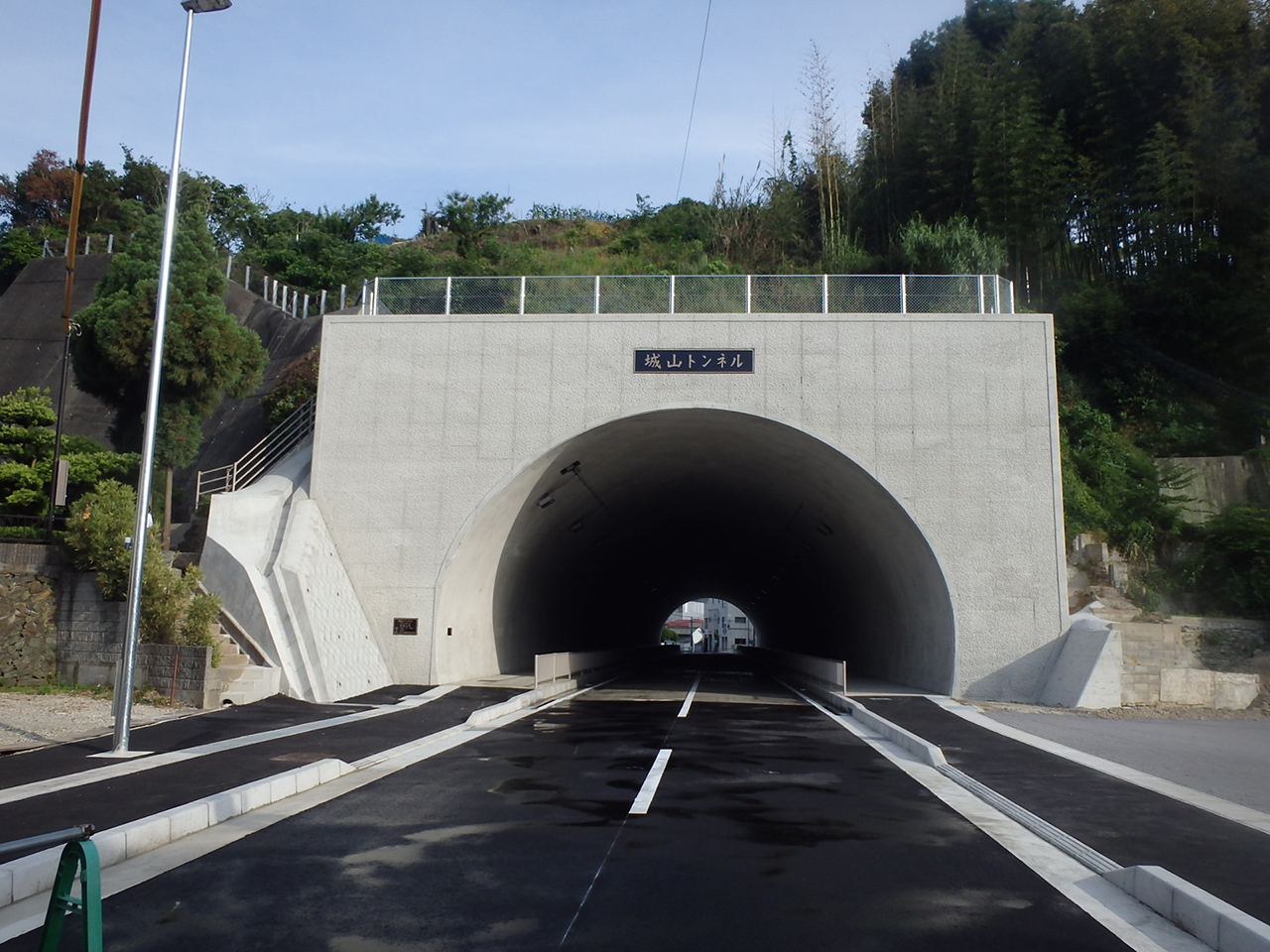 黒江築地線（仮称城山トンネル）道路改良工事（浅川・木下JV）