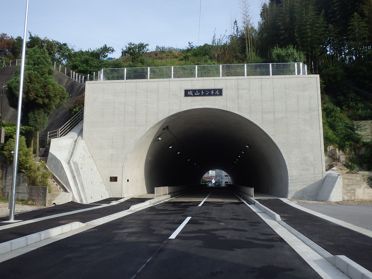 黒江築地線（仮称城山トンネル）道路改良工事（浅川・木下JV）