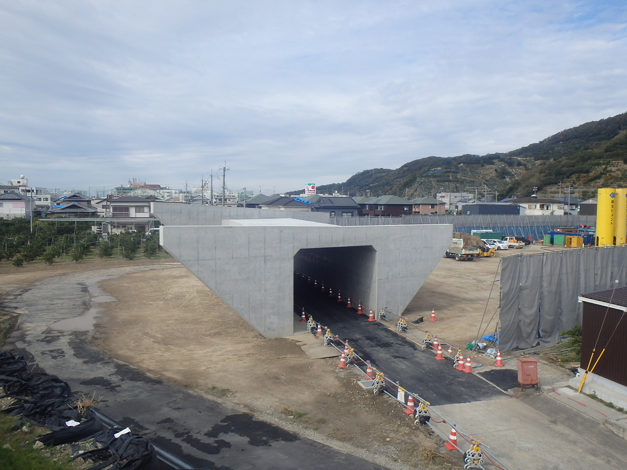 有田海南道路新堂地区改良工事