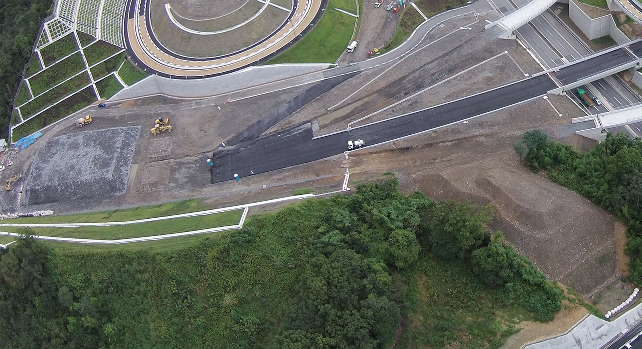 紀北西道路岩出IC改良工事