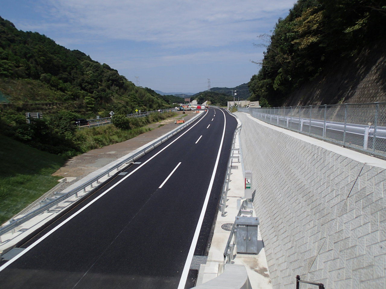 阪和自動車道青垣内トンネル工事