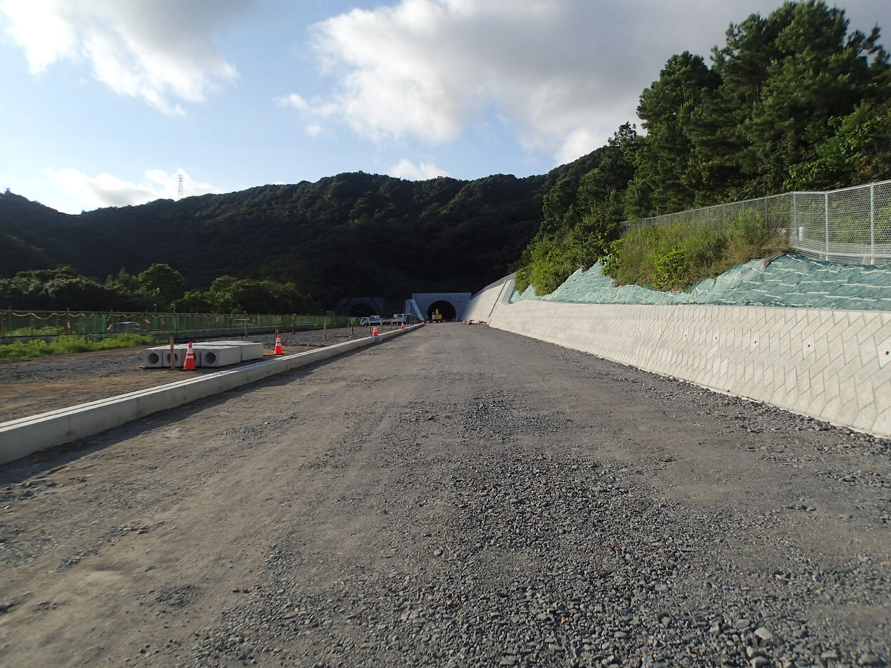阪和自動車道青垣内トンネル工事